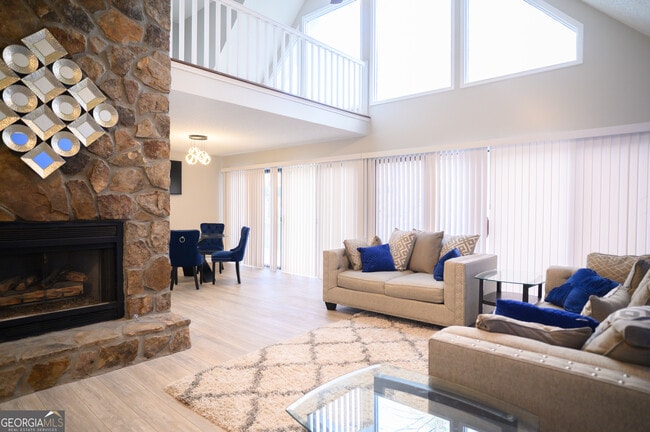 390 Stoneridge Way in Fayetteville, GA - Building Photo - Building Photo