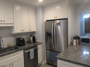 40 N Auten Ave in Somerville, NJ - Building Photo - Building Photo