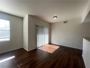 8000 W Badura Ave, Unit 1157 in Las Vegas, NV - Building Photo - Building Photo