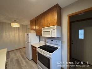 4216 Xenia Ave N-Unit -1 in Minneapolis, MN - Building Photo - Building Photo