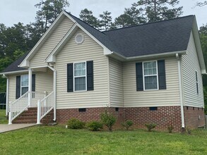 1130 Morgan Glen Dr in Burlington, NC - Building Photo - Building Photo