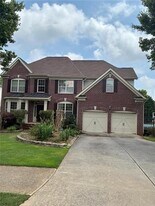 1880 Manor View in Cumming, GA - Building Photo