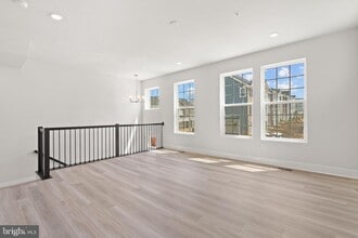 7736 Meander Ct S in Woodlawn, MD - Building Photo - Building Photo