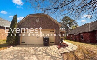 273 Oxmoor Pl in Birmingham, AL - Building Photo