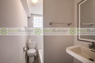 411 Wellesley Dr SE in Albuquerque, NM - Building Photo - Building Photo
