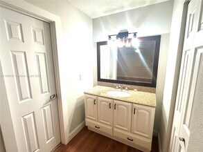 14730 SW 90th Terrace in Miami, FL - Building Photo - Building Photo