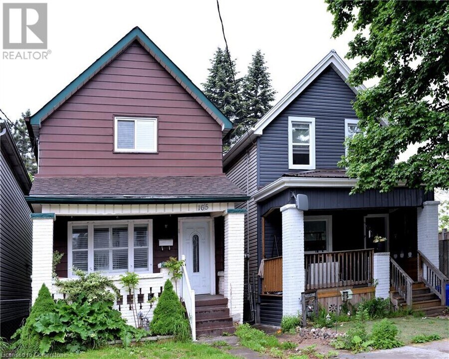 165 Barnesdale Ave N in Hamilton, ON - Building Photo