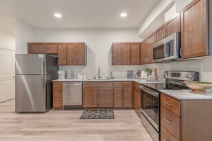 Anderson Court in Vancouver, WA - Building Photo