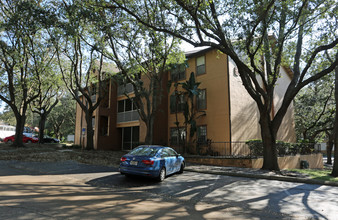 The Landing Apartments in Altamonte Springs, FL - Building Photo - Building Photo