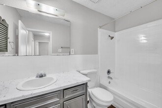 216 W Avenue G in Copperas Cove, TX - Building Photo - Building Photo