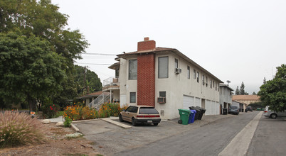 520 Cornell Dr in Arcadia, CA - Building Photo - Building Photo