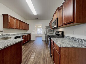 1061 Arbor Grove Rd in Sugar Hill, GA - Building Photo - Building Photo
