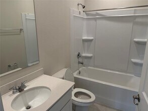 19 Pine Crest Ln in Palm Coast, FL - Building Photo - Building Photo