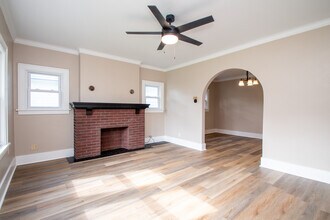 3415 N California Ave in Peoria, IL - Building Photo - Building Photo