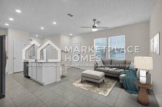 3996 Vlg Vw Ln in Orange Park, FL - Building Photo - Building Photo