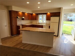 4 Brook Hollow in Pittsford, NY - Building Photo - Building Photo