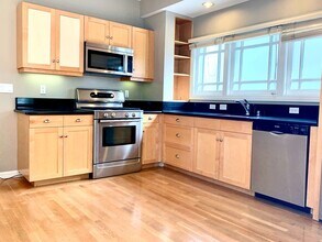 2720 Sacramento St in San Francisco, CA - Building Photo - Building Photo