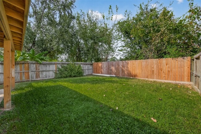 property at 8253 Fuqua Gardens Dr