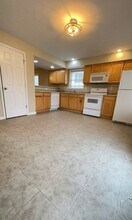 3847 E Lydia Ln in Bloomington, IN - Foto de edificio - Building Photo