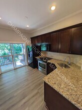 2523 Charlotte St in Kansas City, MO - Building Photo - Building Photo