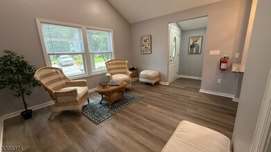 58 Tufts Trail in Hopatcong, NJ - Building Photo - Building Photo
