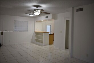 9150 NW 38th Dr in Coral Springs, FL - Building Photo - Building Photo