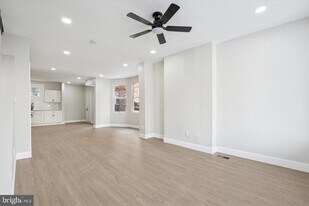 5518 Chew Ave in Philadelphia, PA - Building Photo