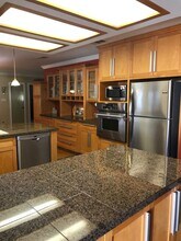 216 Helen Ave in Modesto, CA - Building Photo - Building Photo