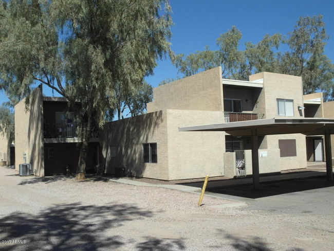 Palomino Point Fourplex in Phoenix, AZ - Building Photo - Building Photo