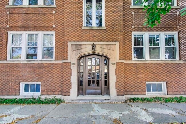 3921 N Long Ave in Chicago, IL - Building Photo - Building Photo