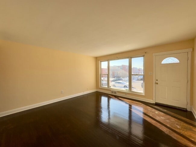 1231 Pine Heights Ave in Baltimore, MD - Building Photo - Building Photo