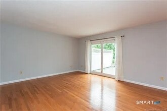 21 Norman Dr in Glastonbury, CT - Building Photo - Building Photo