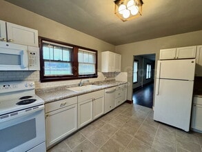 760 Guthrie St in Ottawa, IL - Building Photo - Building Photo