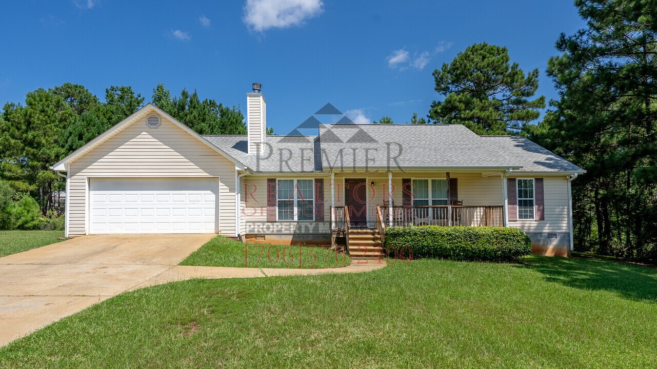 103 Martha's Loop in Cusseta, GA - Building Photo