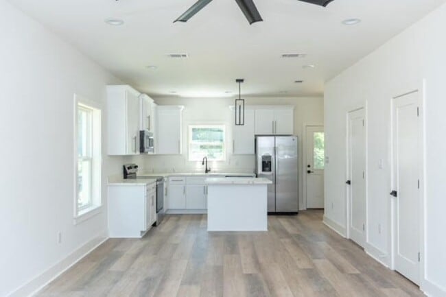 103 Highpoint Dr in Diamondhead, MS - Building Photo - Building Photo