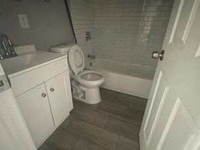 1150 Mary St, Unit 2L, Elizabeth, NJ 07201 in Elizabeth, NJ - Foto de edificio - Building Photo