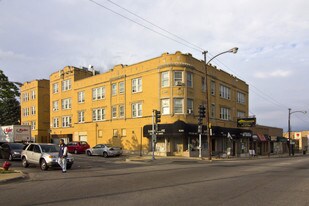 Galewood Apartments in Chicago, IL - Building Photo