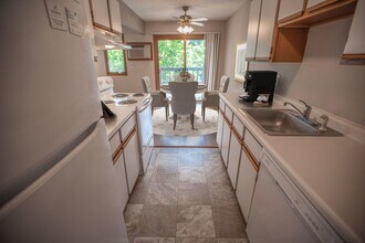 1920 Roosevelt Dr in Northfield, MN - Building Photo - Building Photo