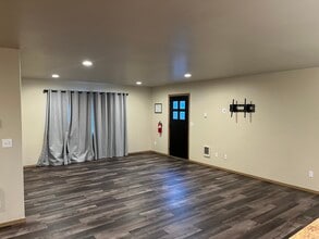 101 Kynzie Ln in Kalispell, MT - Building Photo - Building Photo