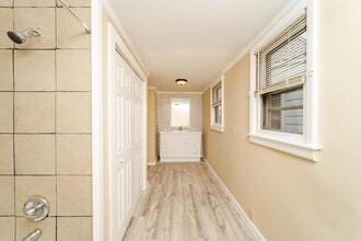 1606 5th Ave in Watervliet, NY - Building Photo - Building Photo