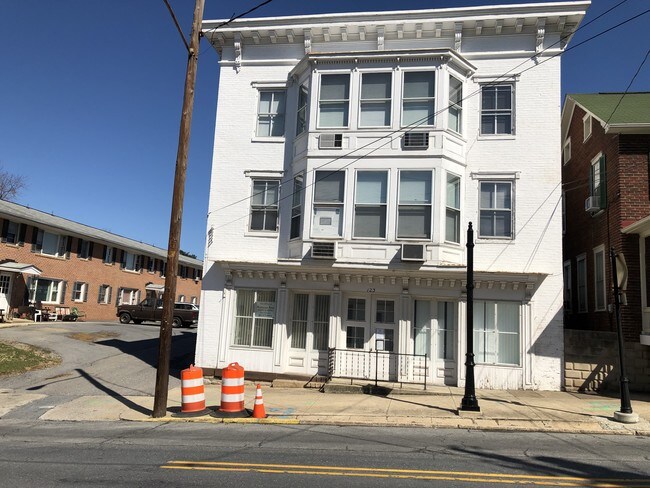 121 W Main Thru 125 St in Middletown, MD - Building Photo - Building Photo