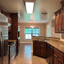 503 Woodland Pkwy in Leesville, LA - Building Photo - Building Photo