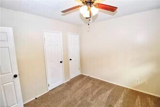 349 Rosemont Ave, Unit 349 in Youngstown, OH - Building Photo - Building Photo
