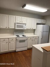 5010 Hunters Trail-Unit -Unit 2 in Wilmington, NC - Building Photo - Building Photo