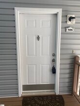 806 Pelham Square Way in Greer, SC - Building Photo - Building Photo