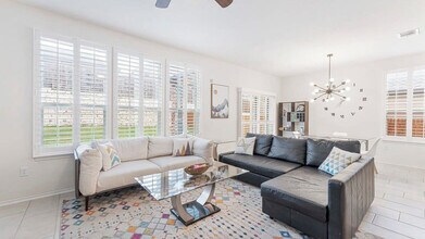 7301 Altidore Dr in Austin, TX - Building Photo - Building Photo