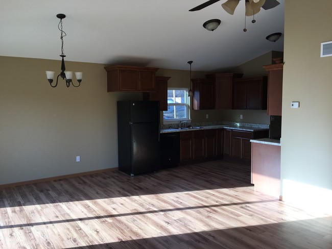 154 Black Jack Rd in Collinsville, IL - Building Photo - Building Photo