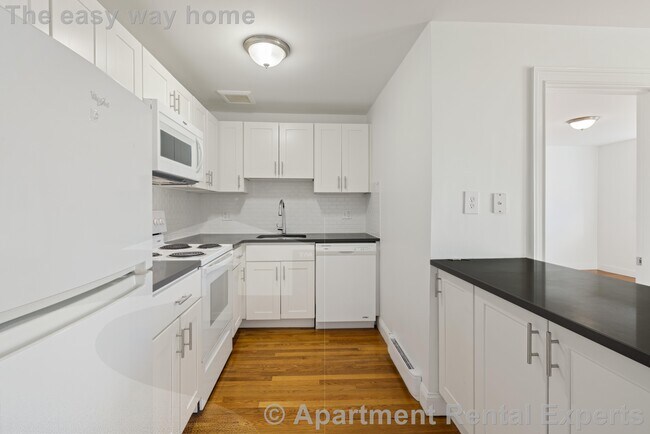 134 Summer St, Unit #37 in Malden, MA - Foto de edificio - Building Photo