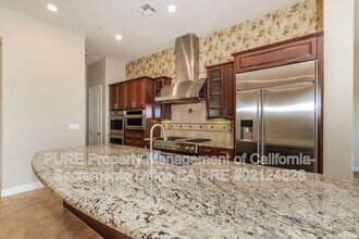 5281 Brentford Way in El Dorado Hills, CA - Building Photo - Building Photo