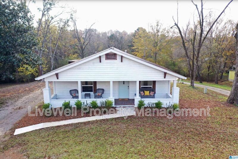 6735 Roper Rd in Trussville, AL - Building Photo